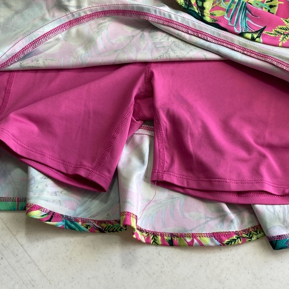 Tommy Bahama Golf Pink Tropical Leaf Ruffle Skort - Picture 5 of 8